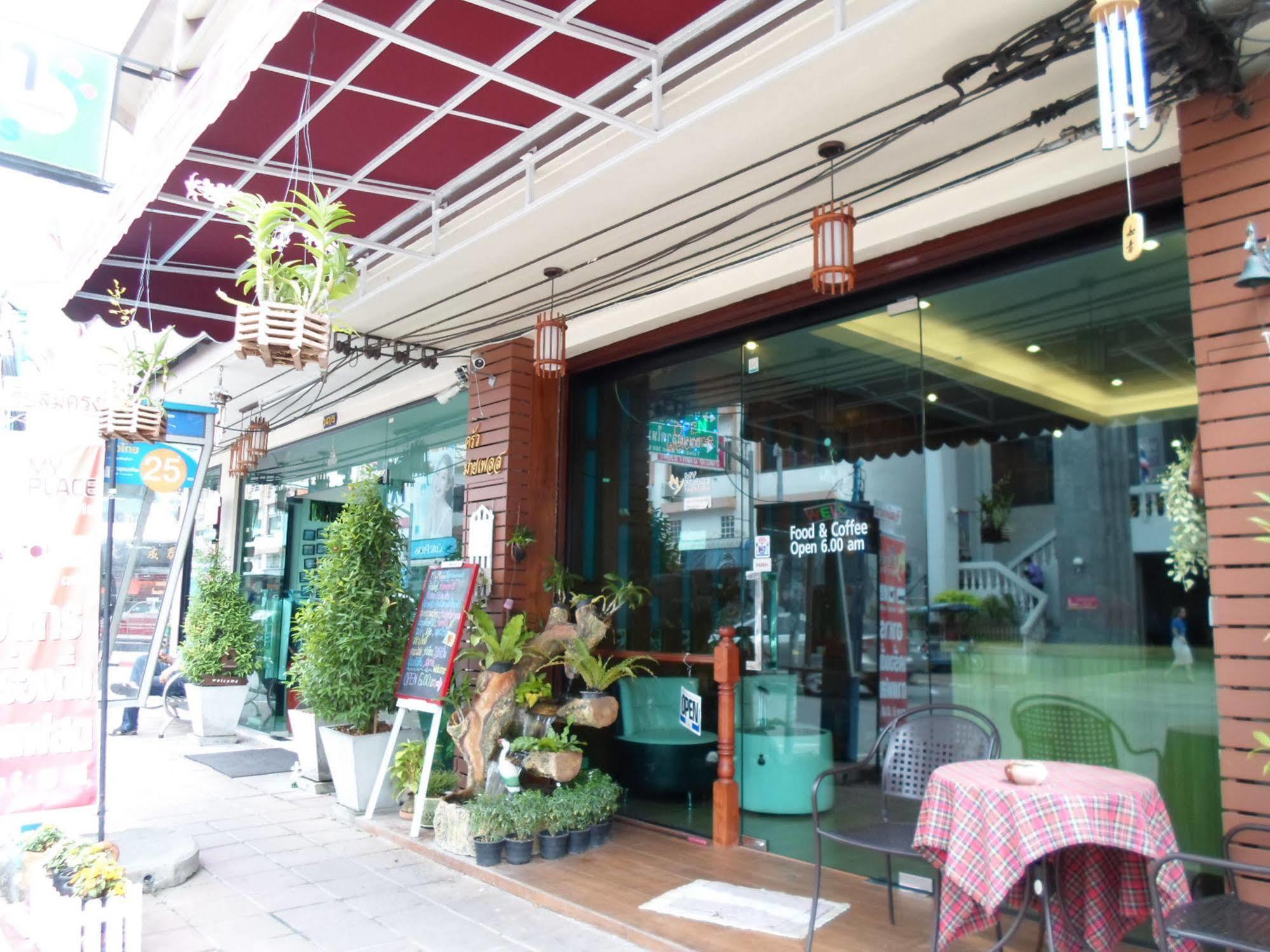 Myplace@Surat Hotel Surat Thani Exterior photo